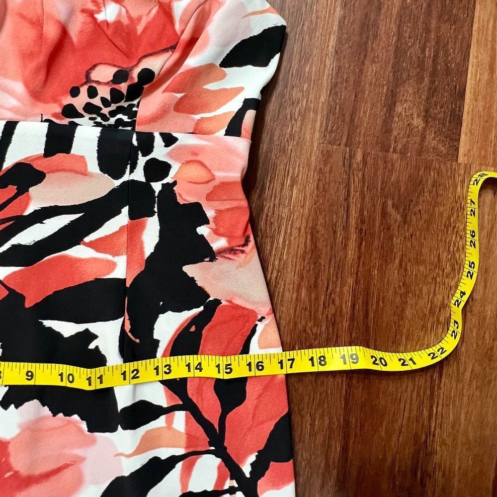 Dress Size 4 - Picture 5 of 7